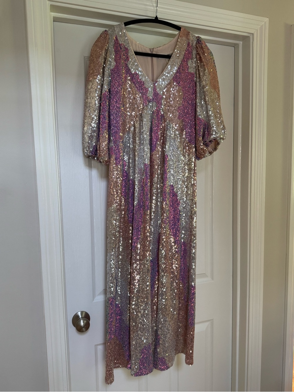 NWOT saltwater LUXE Sequin Puff-Sleeve Maxi Dress in Pink and Gold